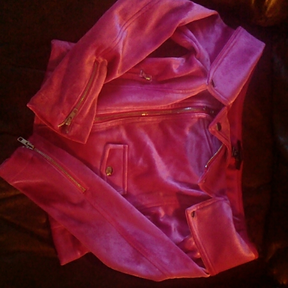 Velvet jacket by Forever 21 - Picture 1 of 1